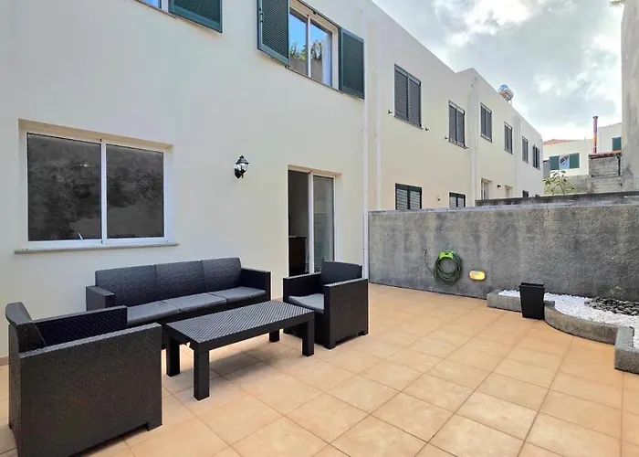 Atlantic Breeze 卡马拉-德洛布什