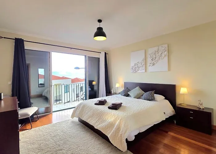 Atlantic Breeze Câmara de Lobos